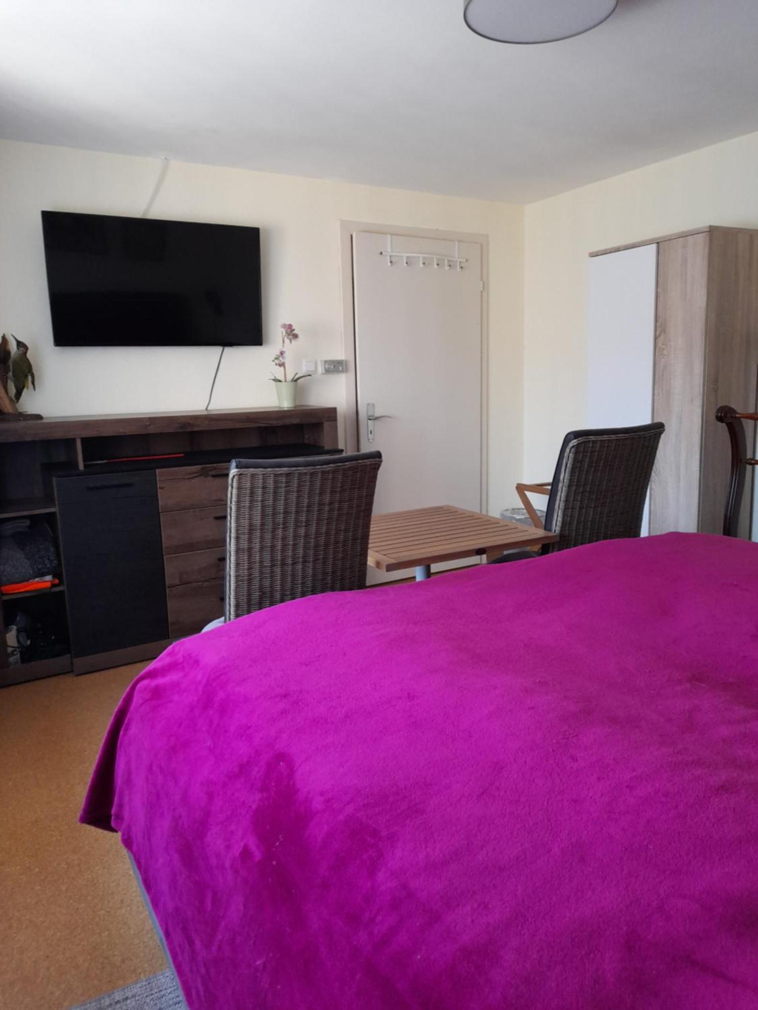Haus Am Huegel Homestay